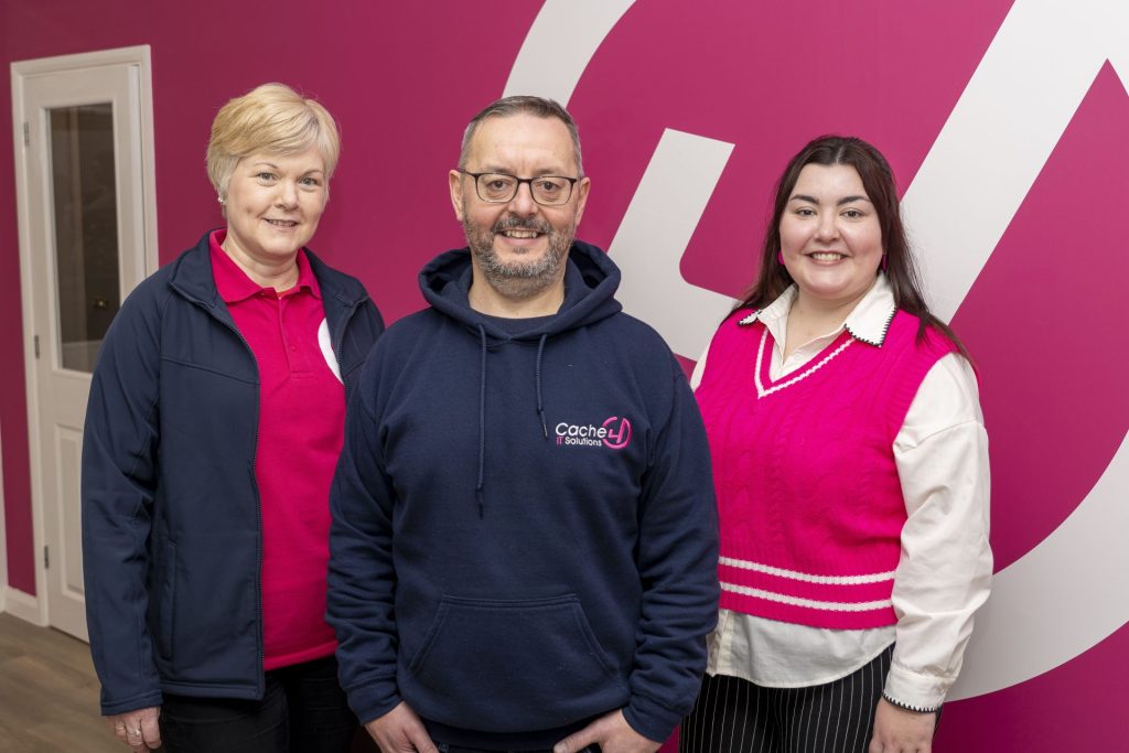 Contact Cache4 IT Solutions team outside the office photo